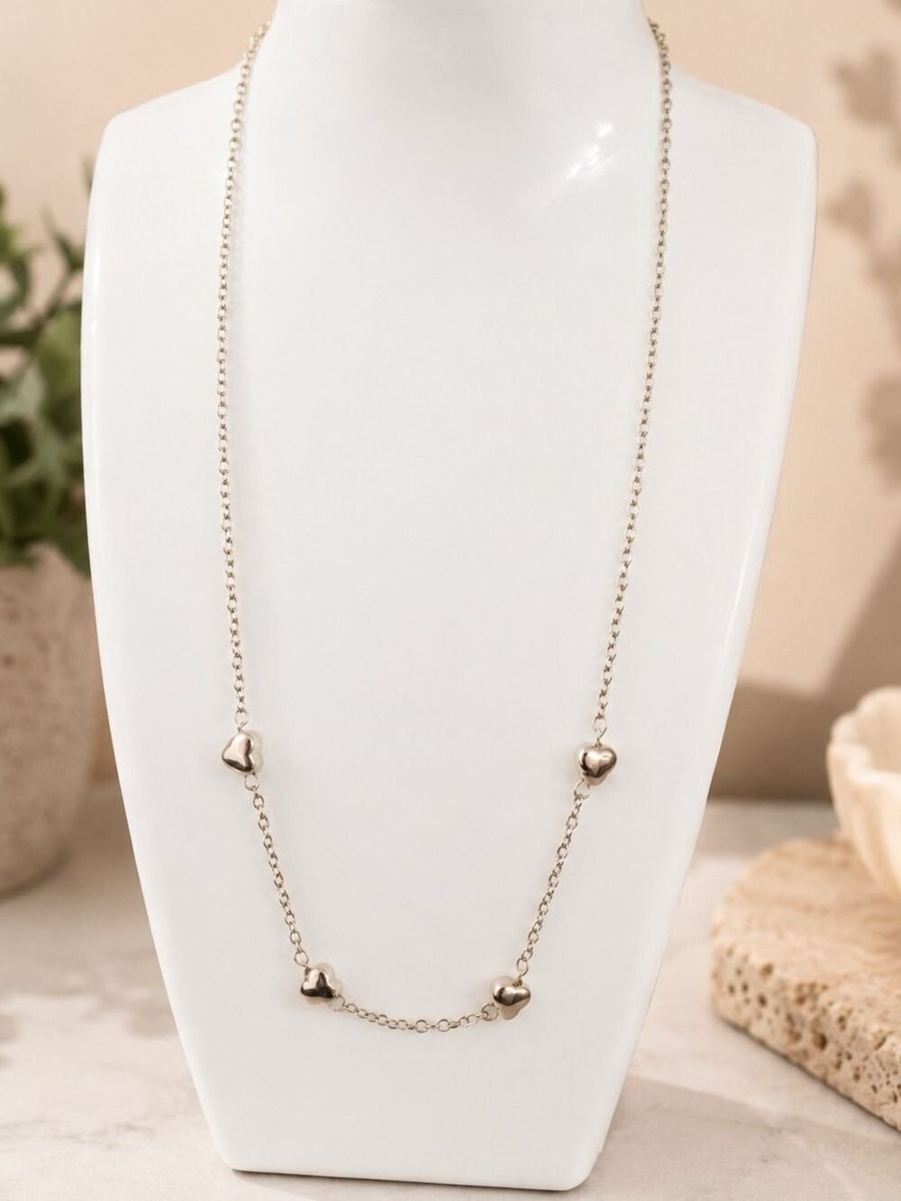 Heart Station Necklace In Silver